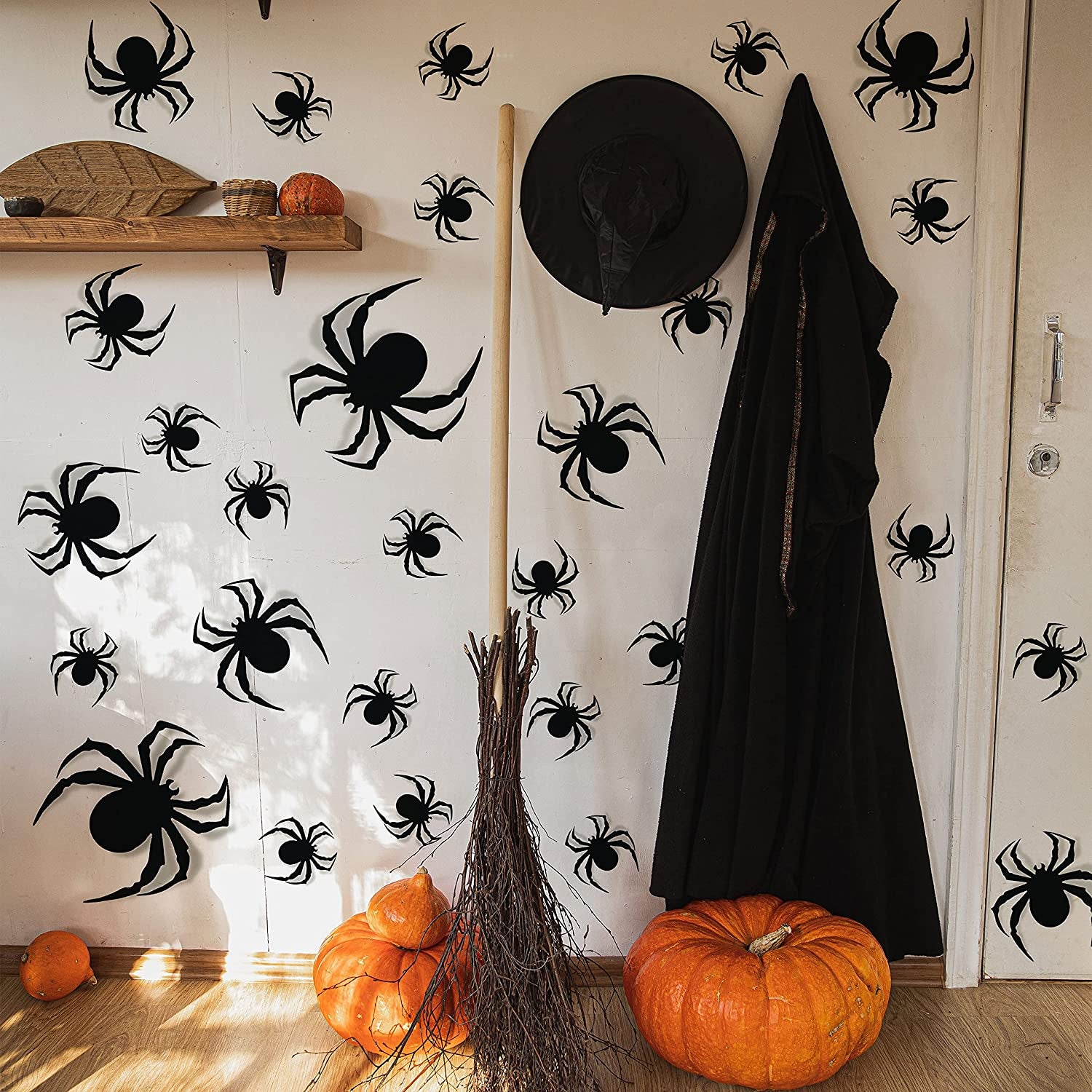 60 PCS Halloween Wall Decorations DIY Party Supplies 3D Plastic Spider Decoration Stickers, Indoor Outdoor Scary Spider Halloween Decor for Home Wall Window